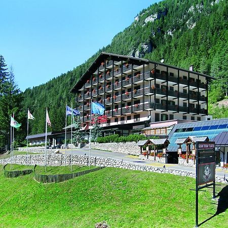 Hotel Il Caminetto Sport Canazei Luaran gambar