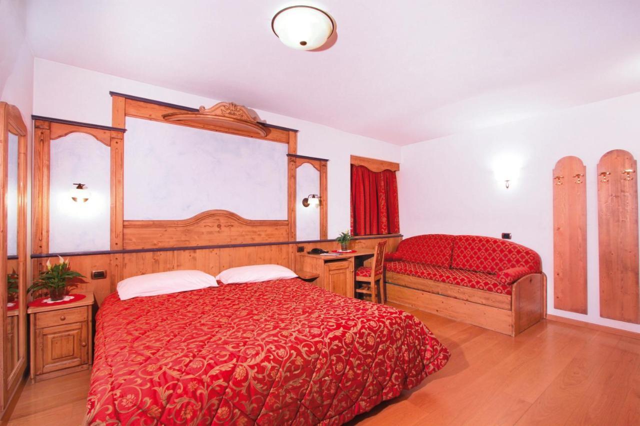 Hotel Il Caminetto Sport Canazei Luaran gambar