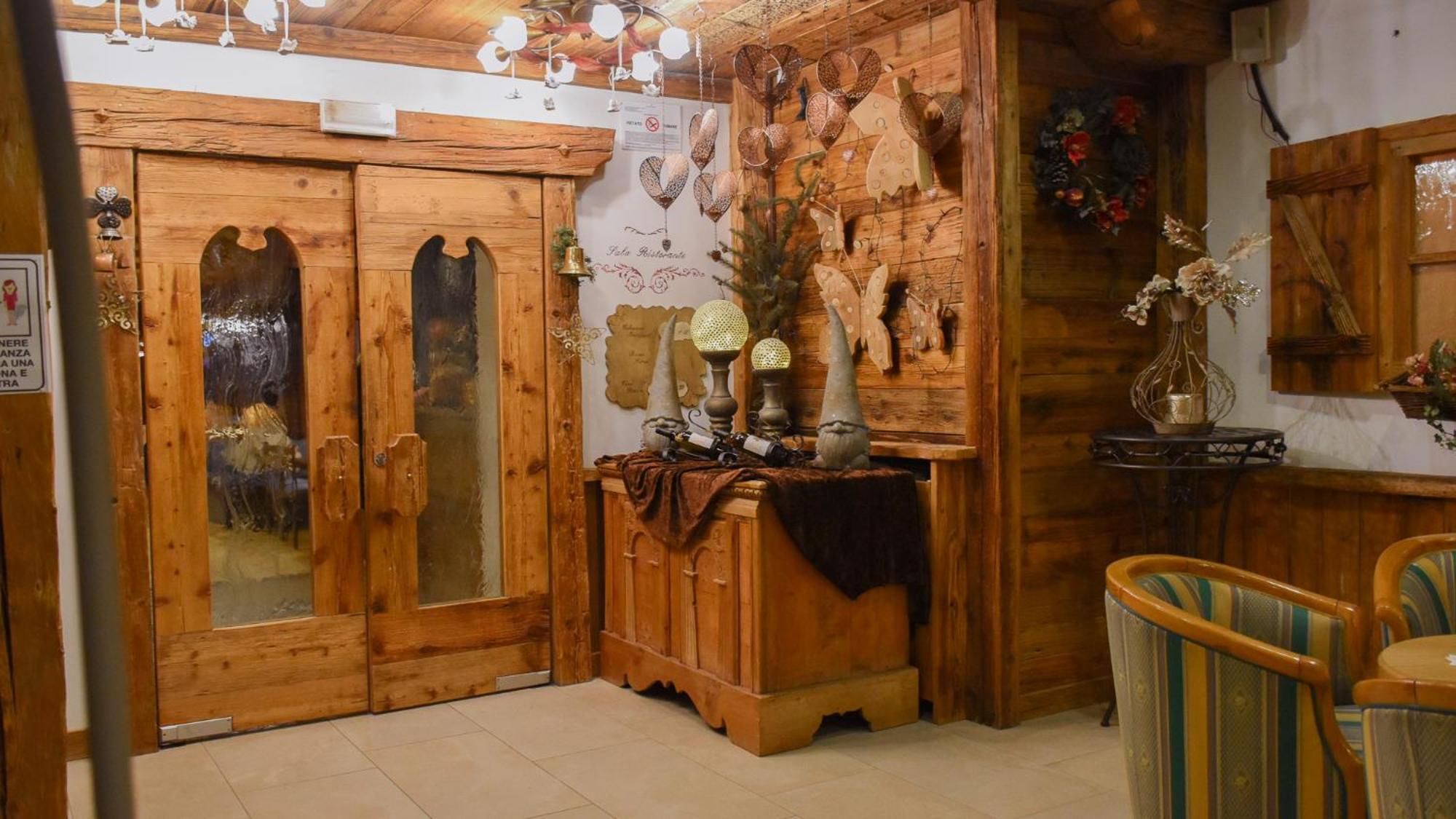 Hotel Il Caminetto Sport Canazei Luaran gambar