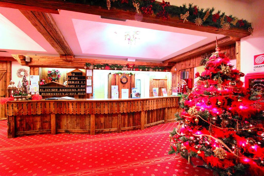 Hotel Il Caminetto Sport Canazei Luaran gambar