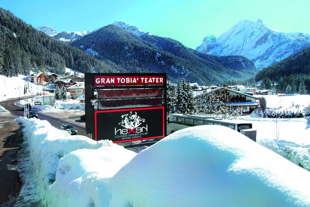 Hotel Il Caminetto Sport Canazei Luaran gambar