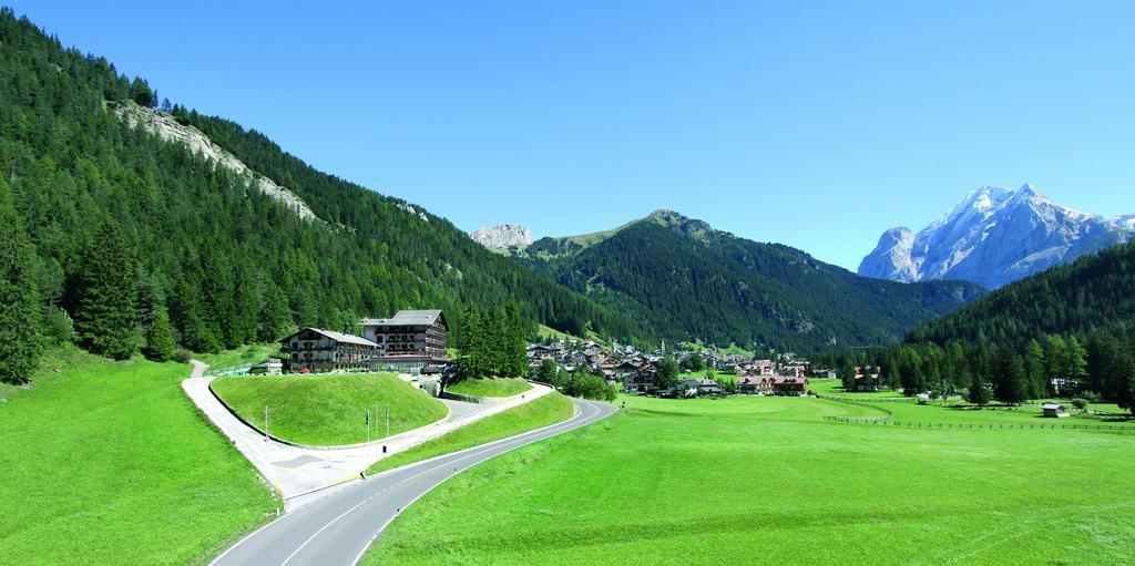 Hotel Il Caminetto Sport Canazei Luaran gambar